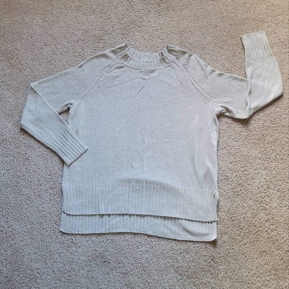 Cream Old Navy Sweater